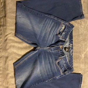 Women’s jeans